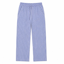 Blau weiß gestreifte Hose